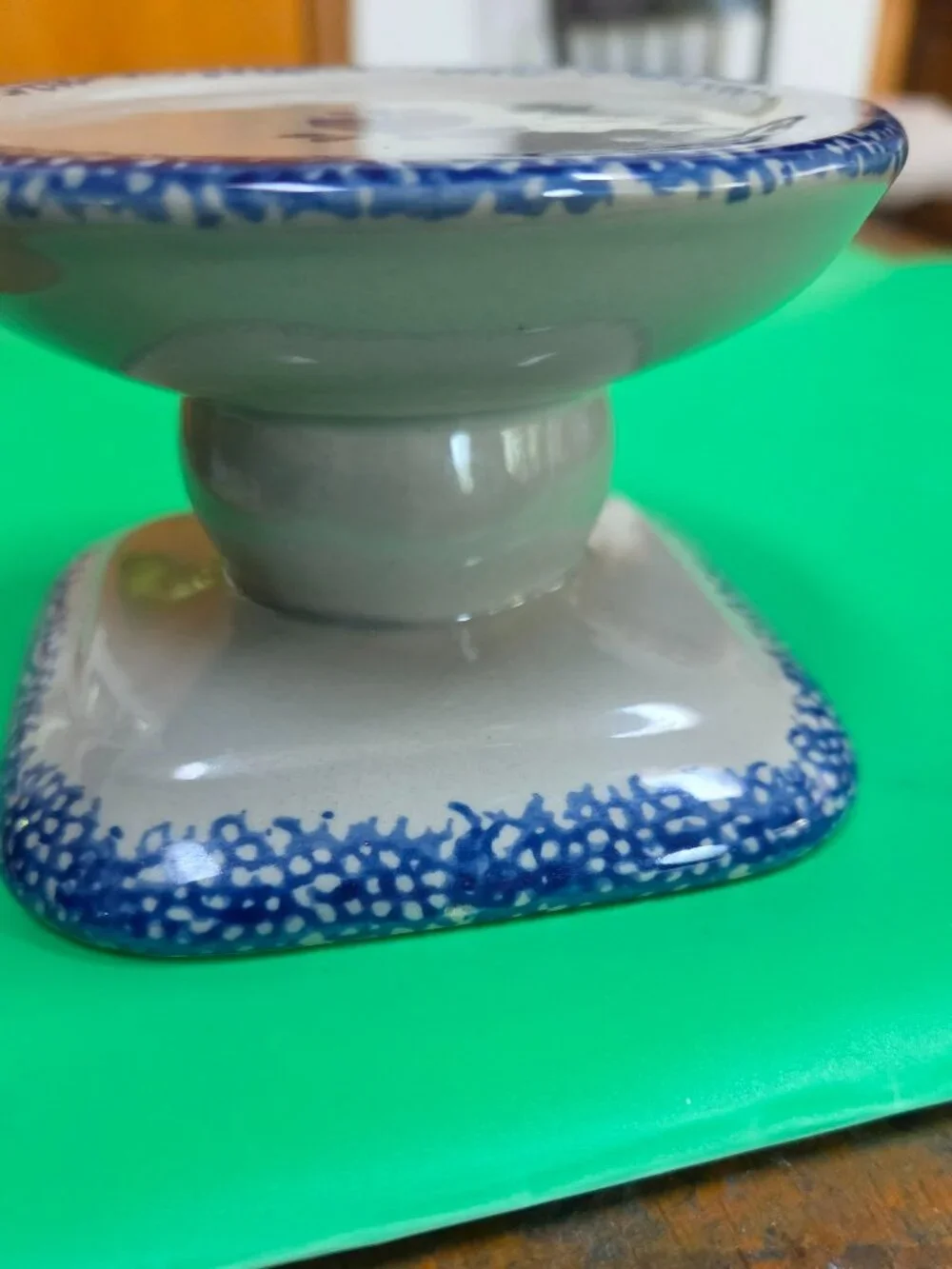 LOOMCO FLO COUNTRY BLUE HEART CANDLE STAND CERAMIC PILLAR